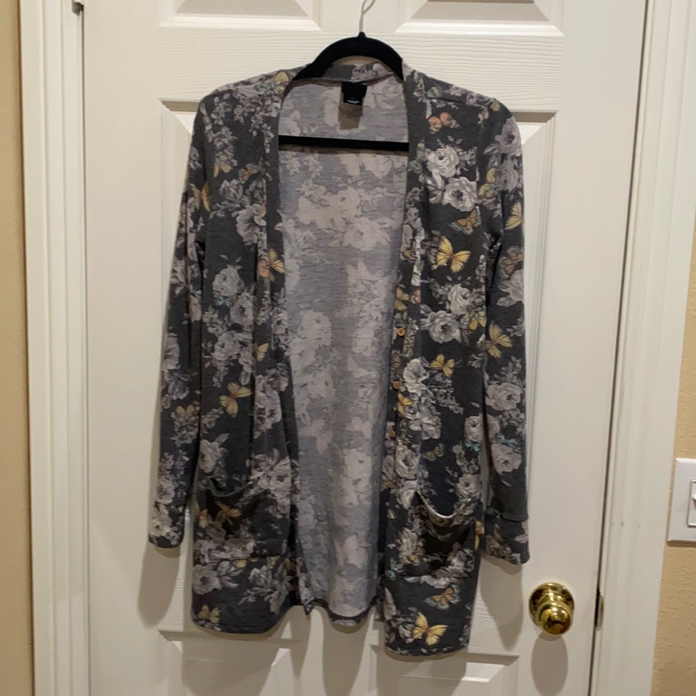 Agnes & Dora cardigan used floral butterfly xs